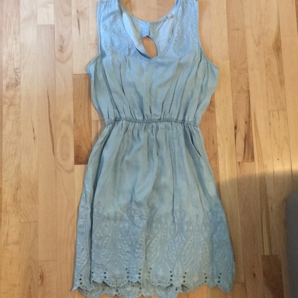 Denim dress with keyhole back and scallop bottom